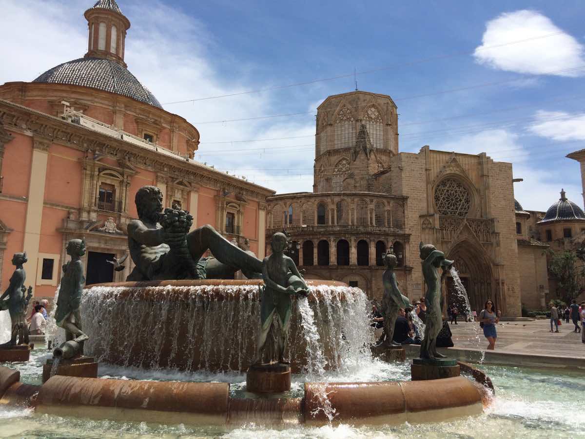 Why Valencia Is Worth Visiting Geeky Explorer Travel Smart