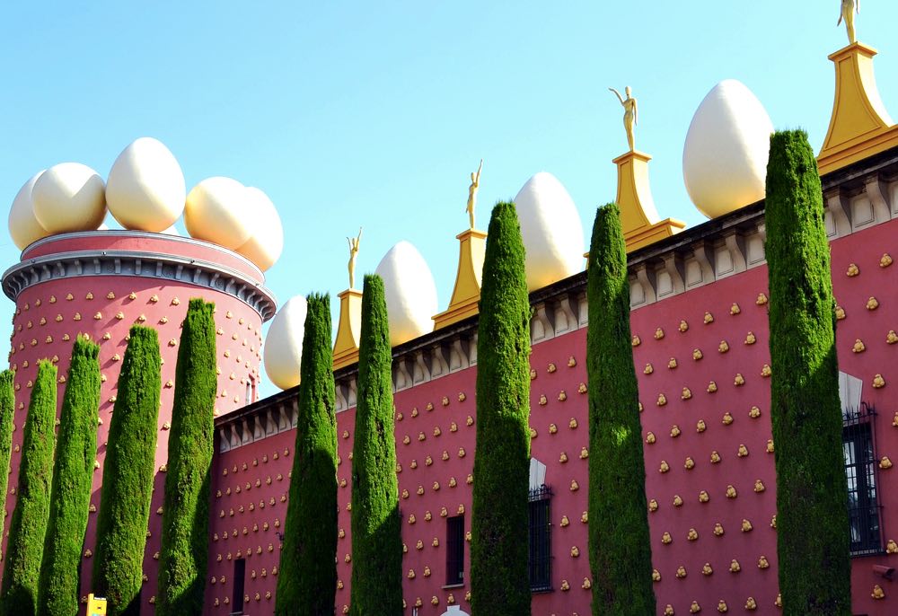 best day trips from barcelona getaway figueres salvador dali
